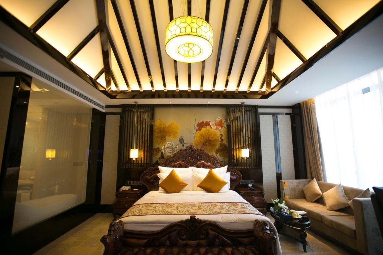 Chengdu Cynn Hotel Екстериор снимка