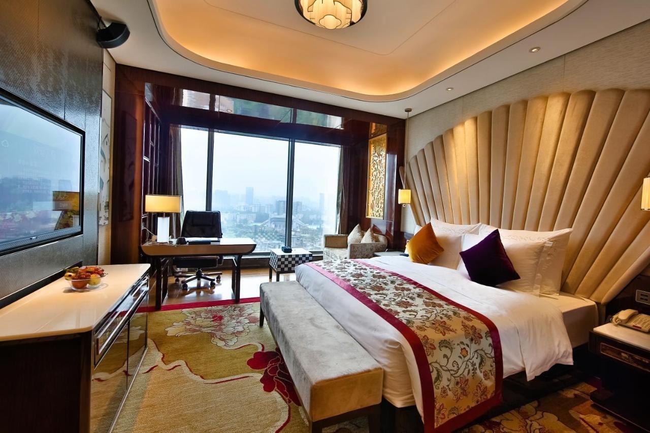 Chengdu Cynn Hotel Екстериор снимка