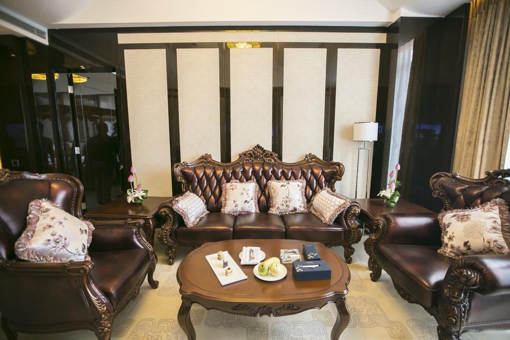 Chengdu Cynn Hotel Екстериор снимка