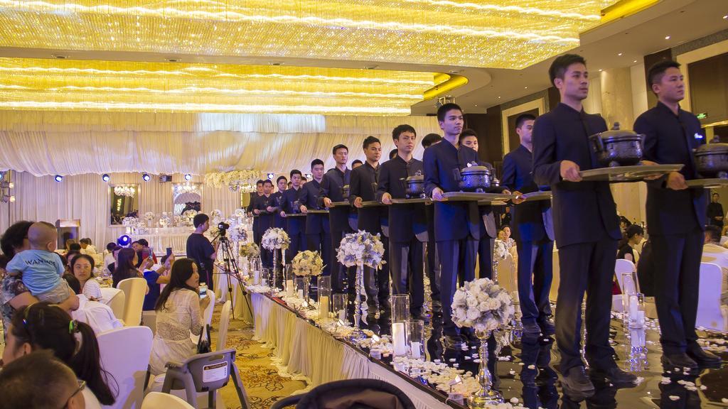 Chengdu Cynn Hotel Екстериор снимка