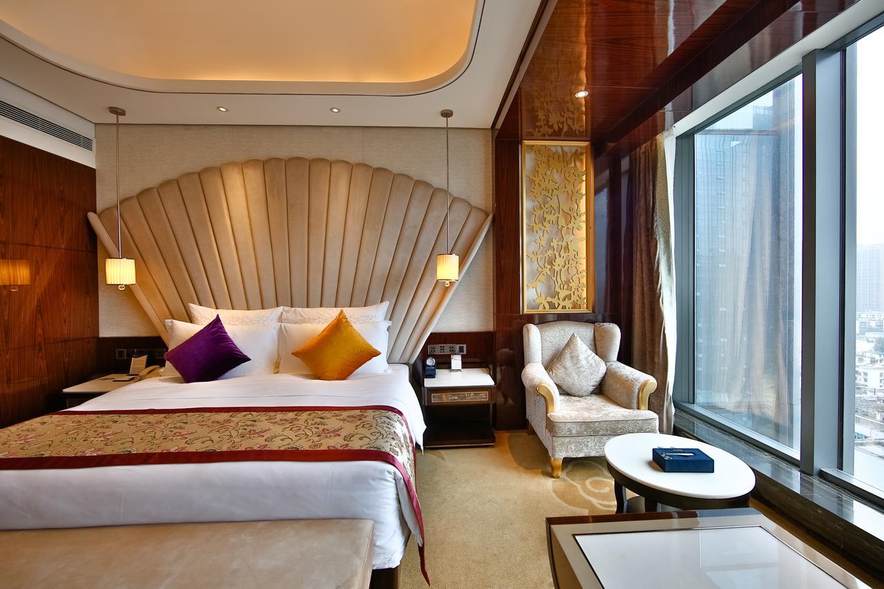 Chengdu Cynn Hotel Екстериор снимка